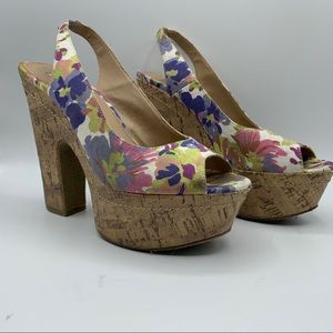 Steve Madden Genny Floral Platform Heels Size 7